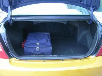 伊蘭特?fù)屨紡V州出租車市場制高點(diǎn) 戰(zhàn)略布局與市場反響深度解析